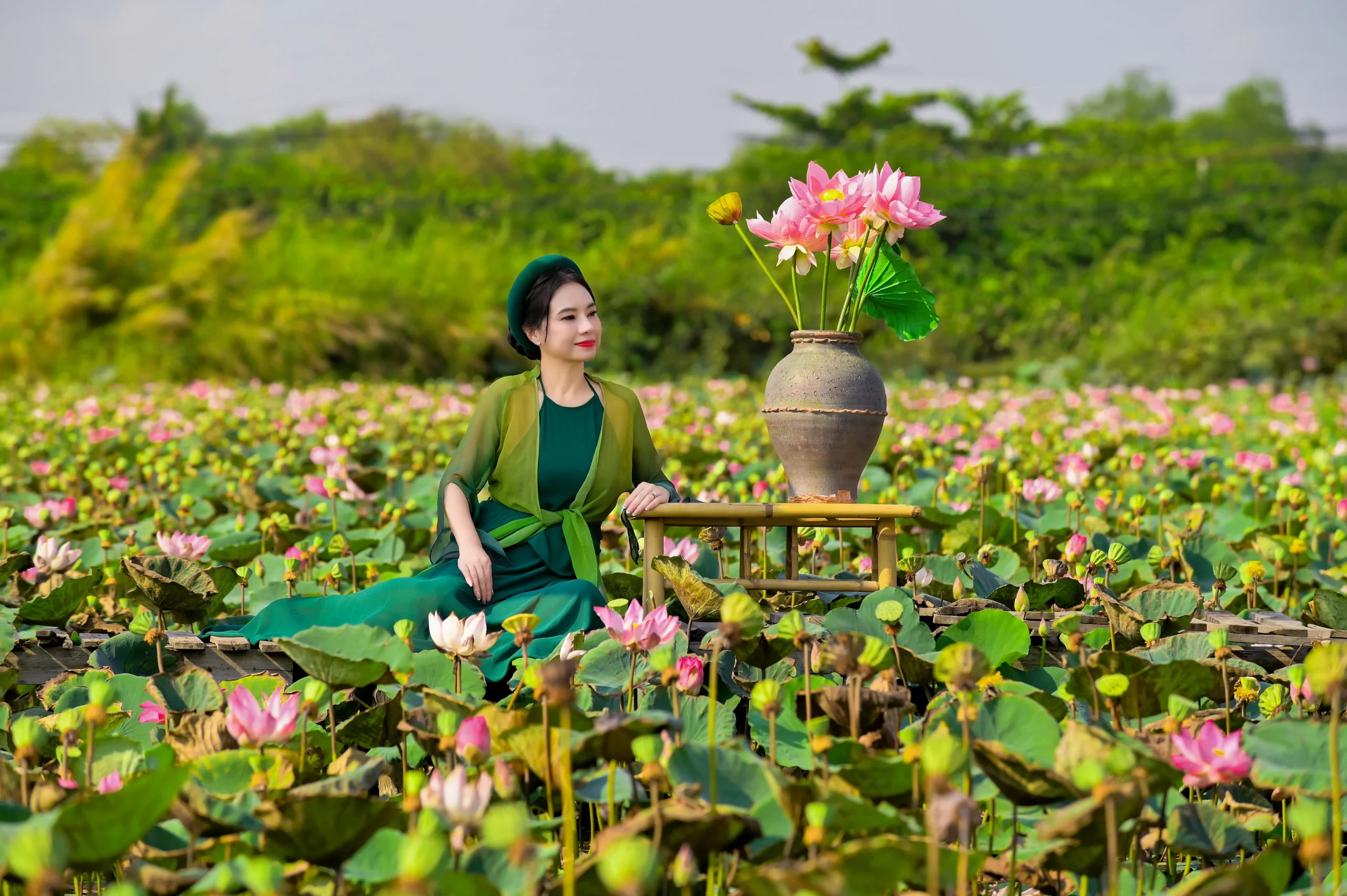 Chụp áo dài ngoại cảnh chăm sóc áo dài trước khi chụp